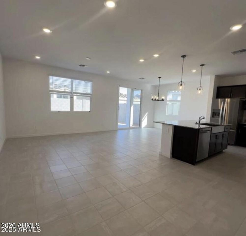 17734 W Madison St - Photo 6 of 21