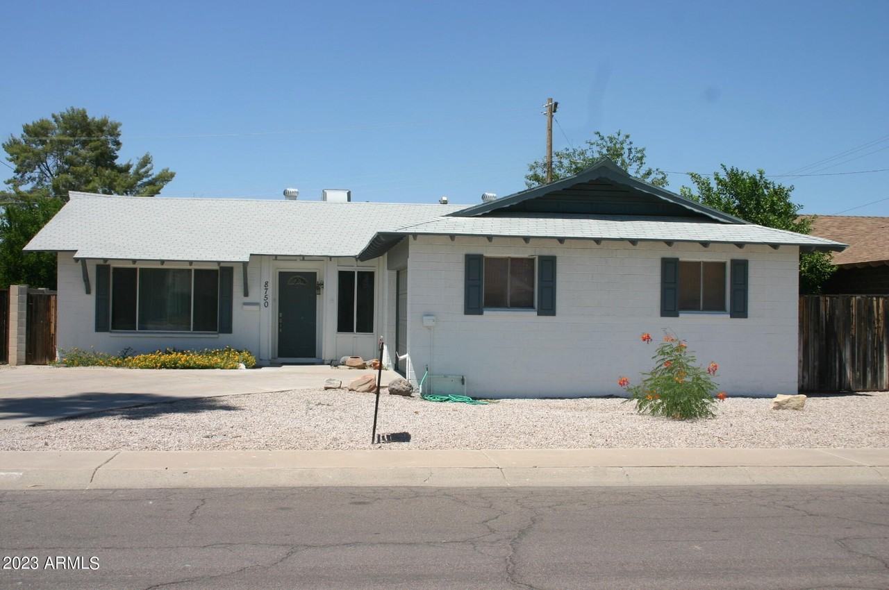 8750 E Plaza Ave - Photo 2 of 21