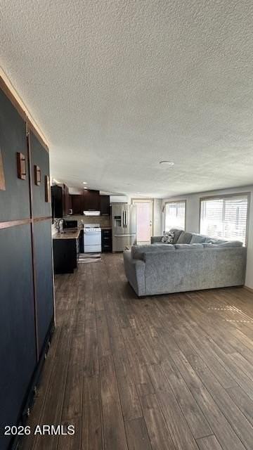 841 W Watson Dr - Photo 4 of 10