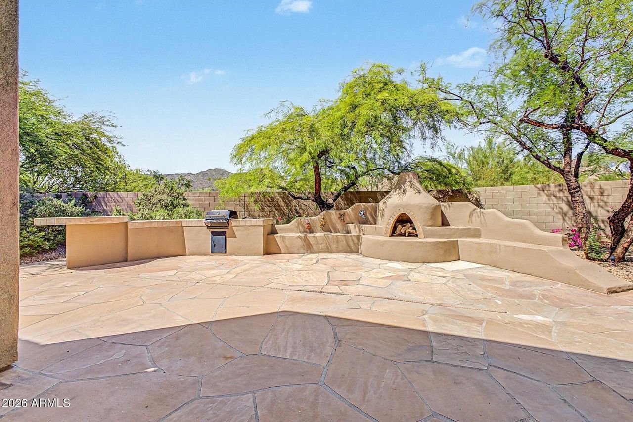7020 E Whispering Mesquite Trl - Photo 5 of 34