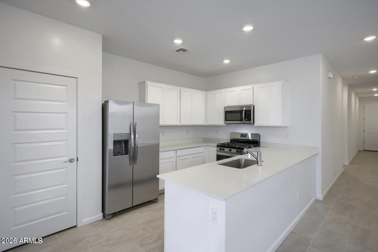 4587 E Kenneth Ln - Photo 2 of 7