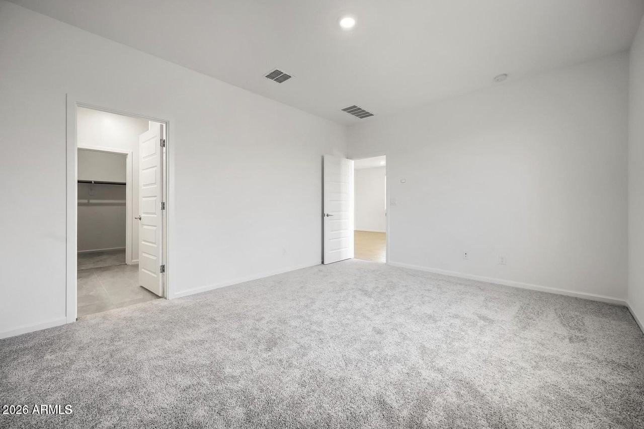 4587 E Kenneth Ln - Photo 4 of 7
