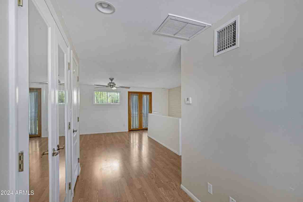 2021 S Granada Dr #10 - Photo 6 of 48