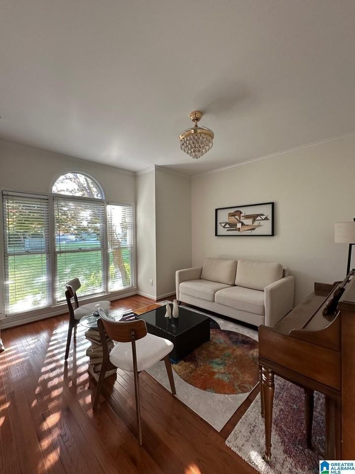 2512 Christie Cir - Photo 4 of 47