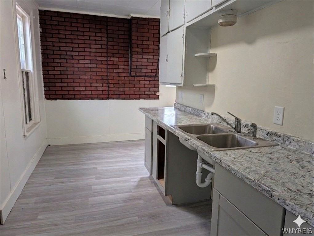616 7th St - Photo 2 of 13