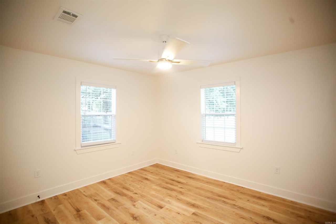 1916 Vance St - Photo 7 of 11