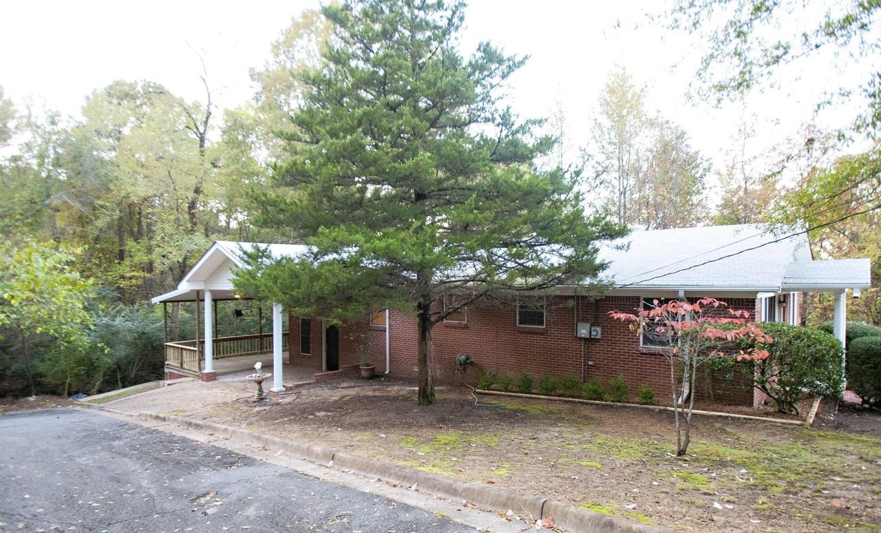 401 Valley View Dr - Photo 4 of 22