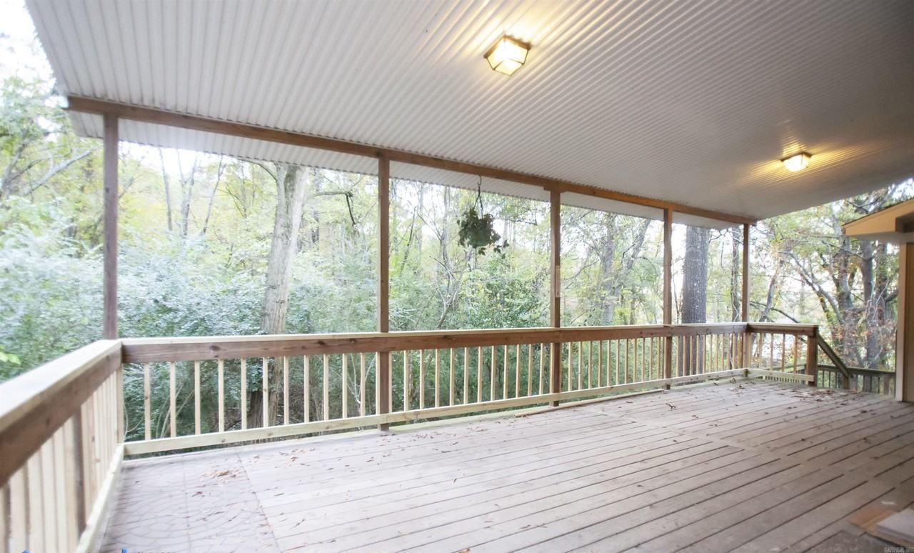401 Valley View Dr - Photo 5 of 22