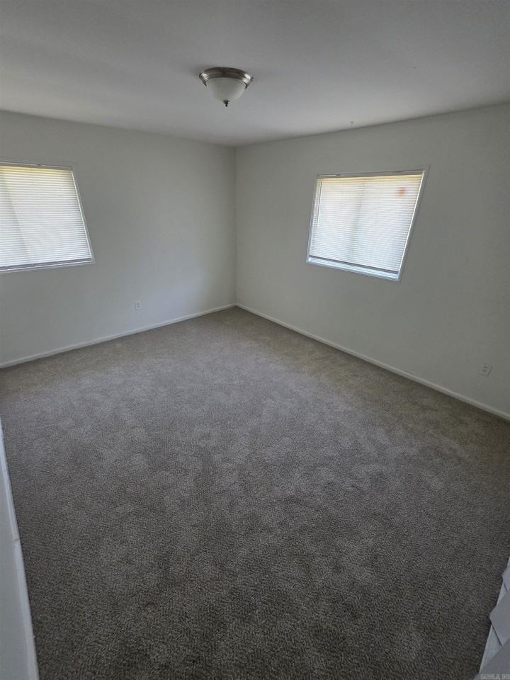 4 N Meadowcliff Dr - Photo 6 of 12