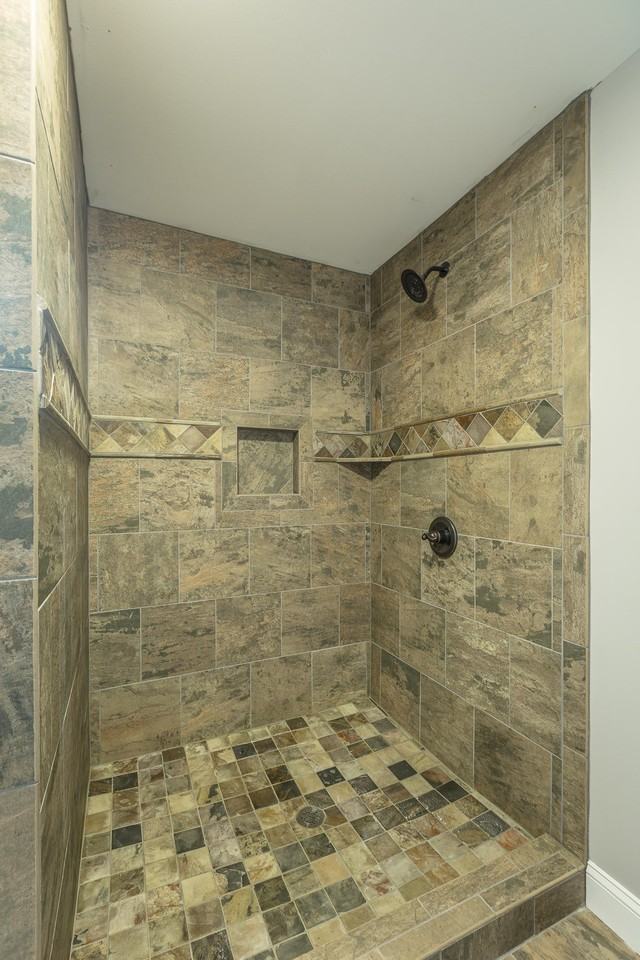 878 Windrush Loop - Photo 4 of 44
