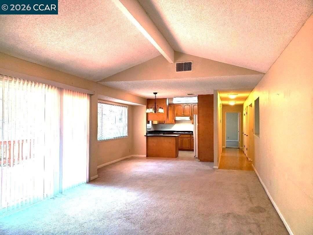 708 Court Ln - Photo 6 of 24