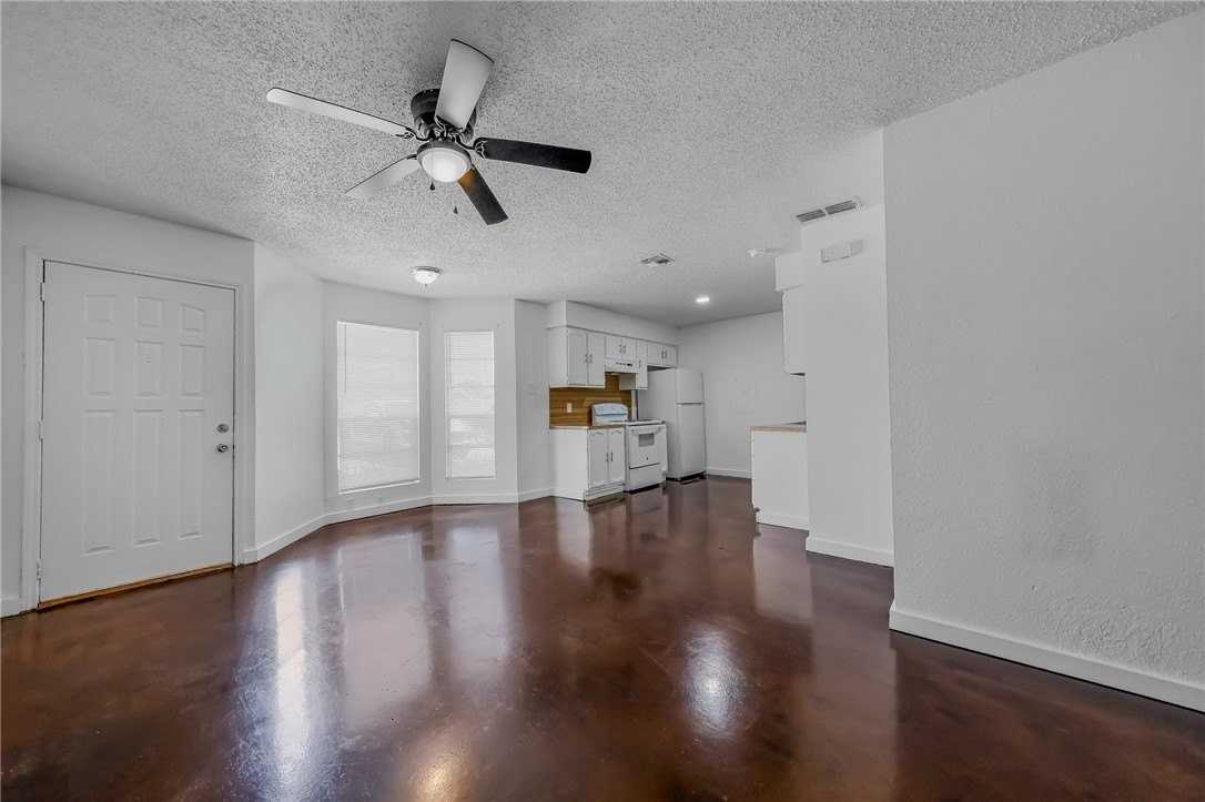 6641 Rhine Dr #B - Photo 5 of 16