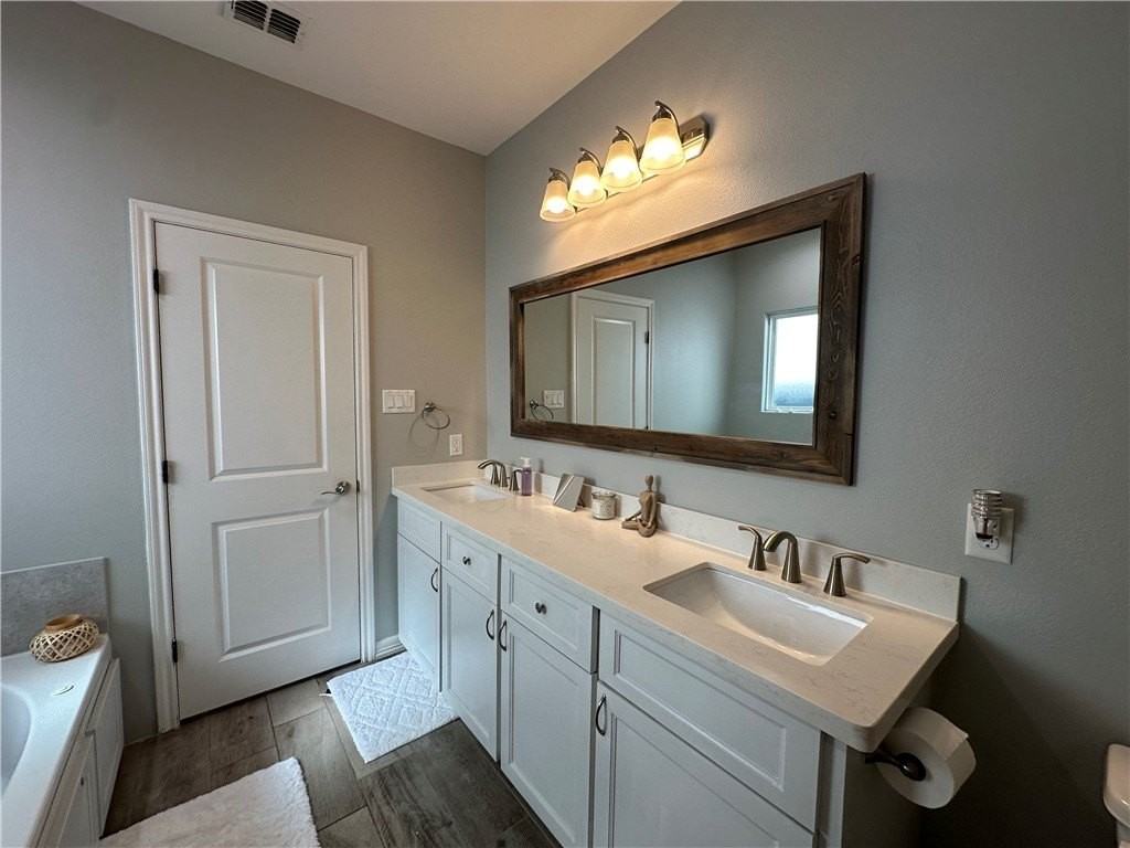 1807 Bay Landing Dr - Photo 6 of 27