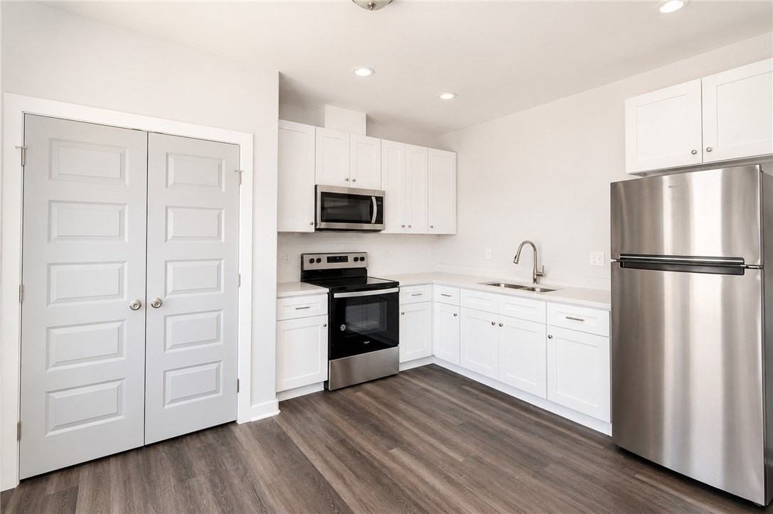 107 S Commonsway Dr - Photo 5 of 24