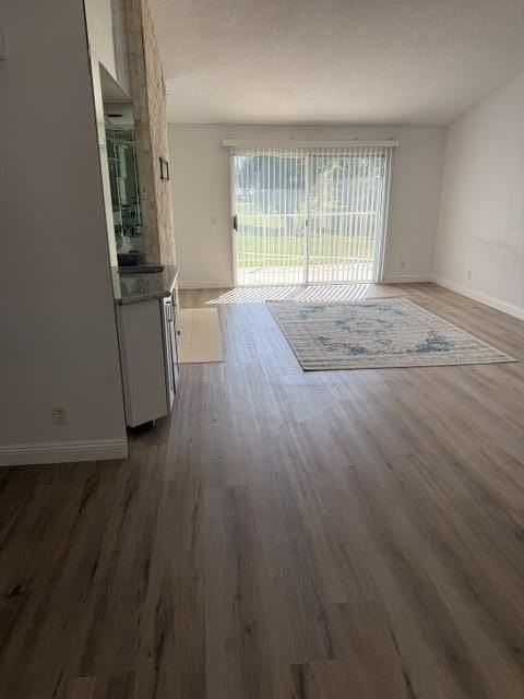 145 Desert Falls Cir - Photo 3 of 5
