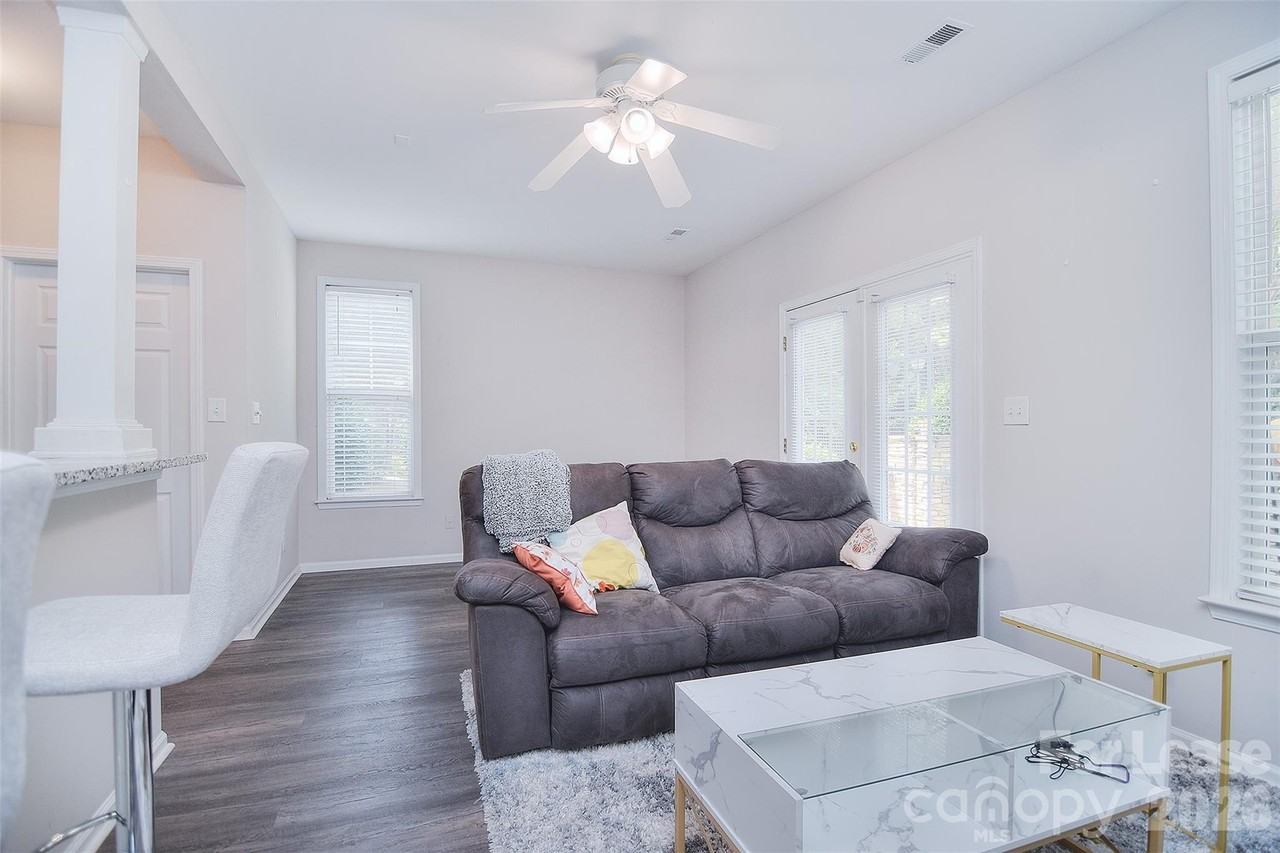 11315 Dundarrach Ln - Photo 6 of 18