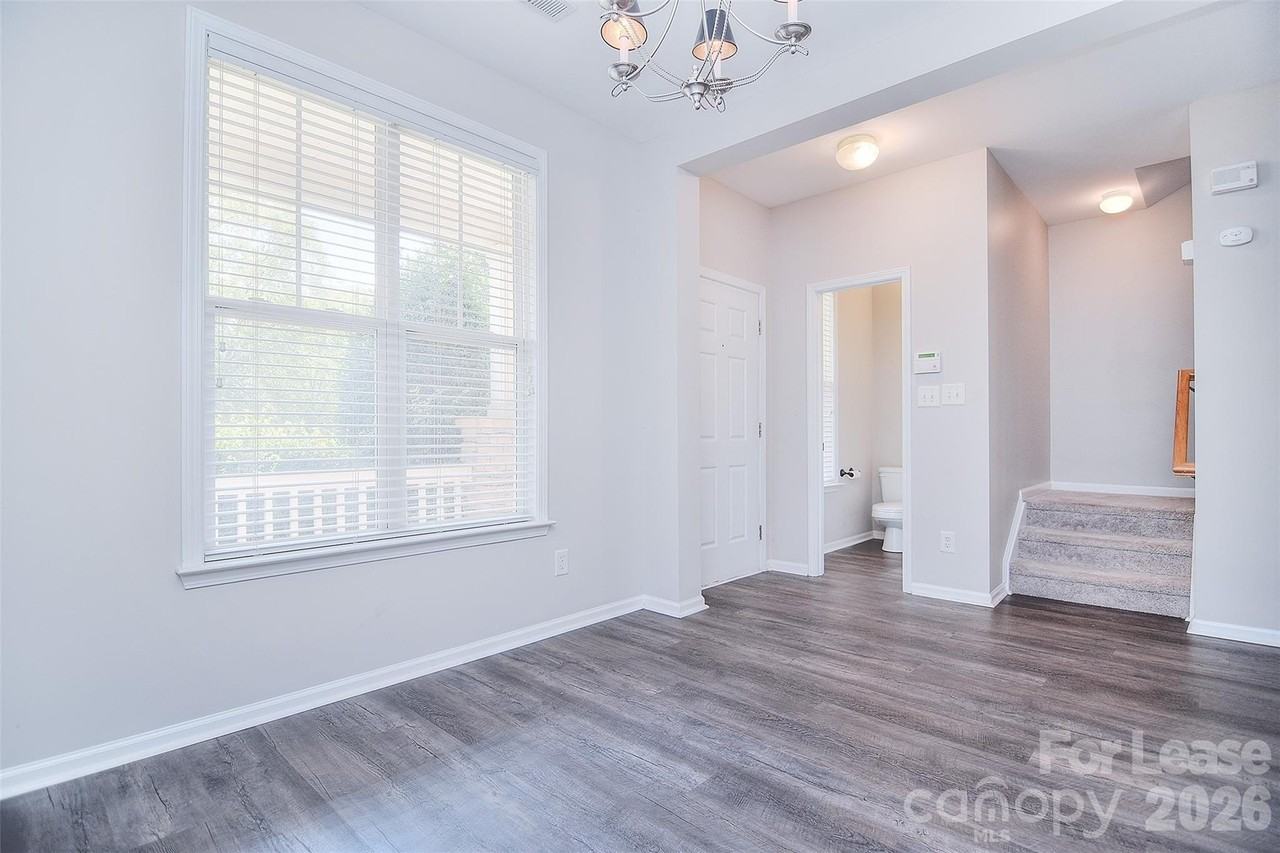 11315 Dundarrach Ln - Photo 7 of 18