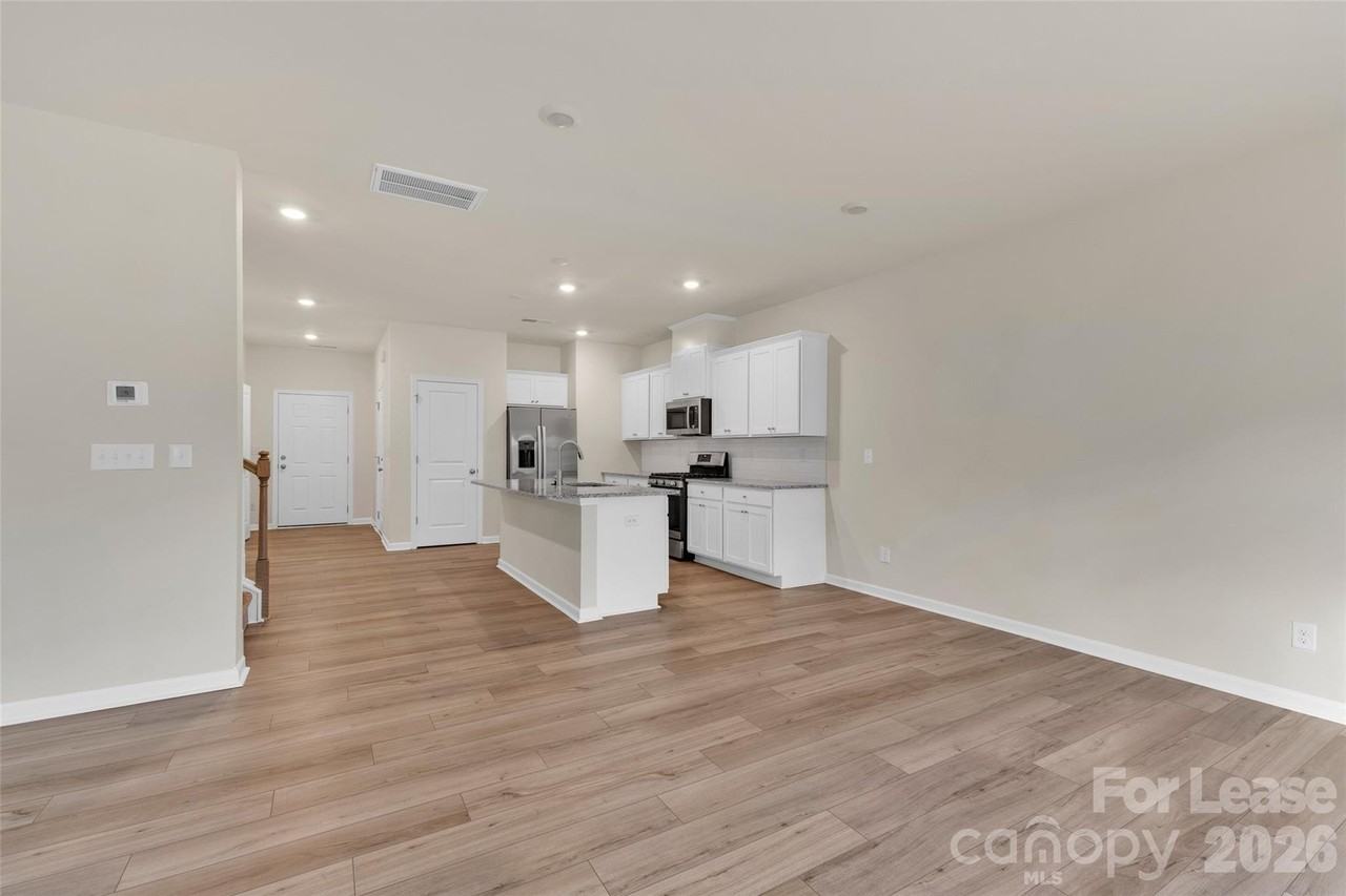 2777 Yeager Dr - Photo 7 of 22