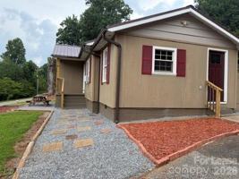 featured image of 3262 Nix Creek Rd