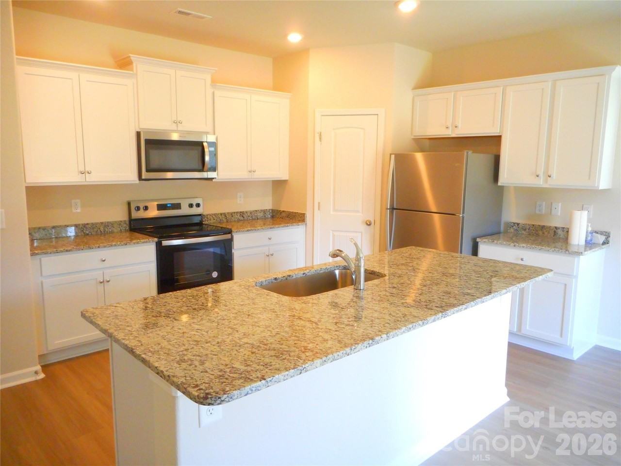 2329 Transatlantic Ave - Photo 3 of 20