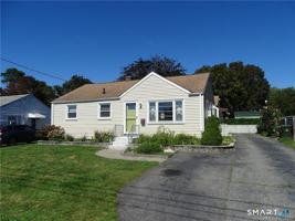 featured image of 15 Bayshore Dr