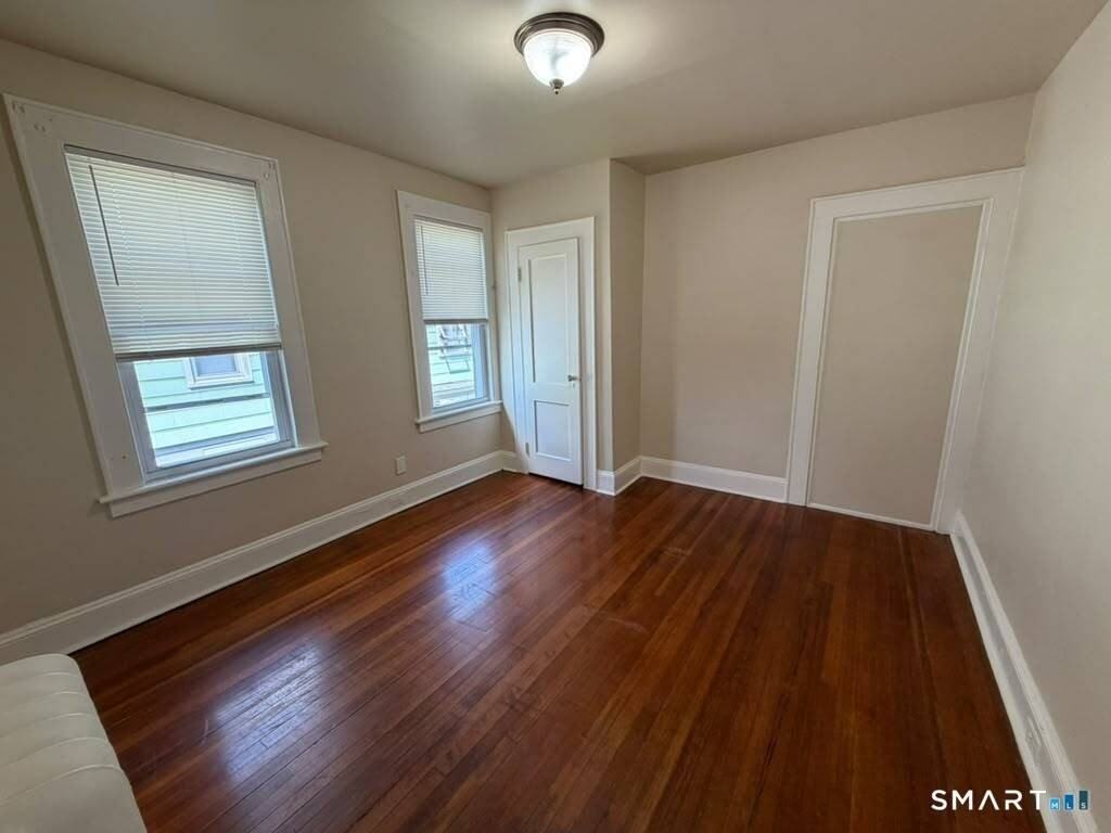 223 Wayne St #2ndFL - Photo 3 of 17