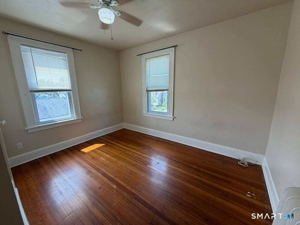 223 Wayne St #2ndFL - Photo 4 of 17