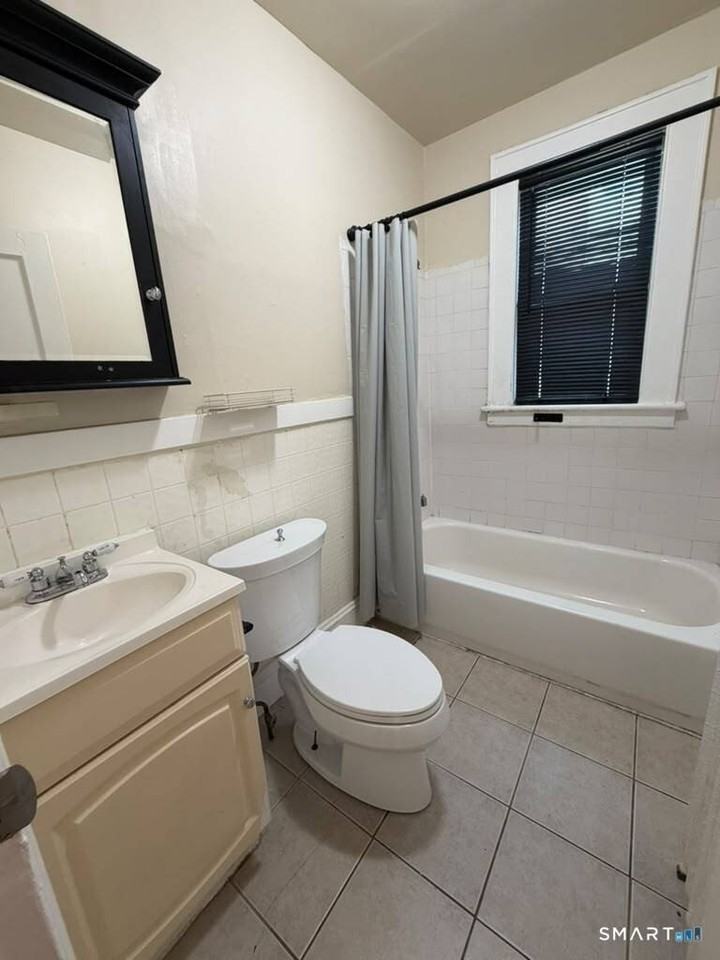 223 Wayne St #2ndFL - Photo 6 of 17