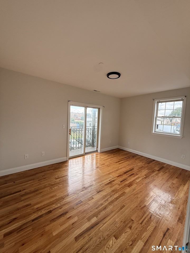 18 High St - Photo 2 of 12