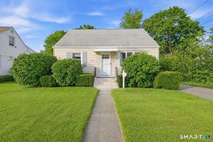 featured image of 91 Bertrose Ave