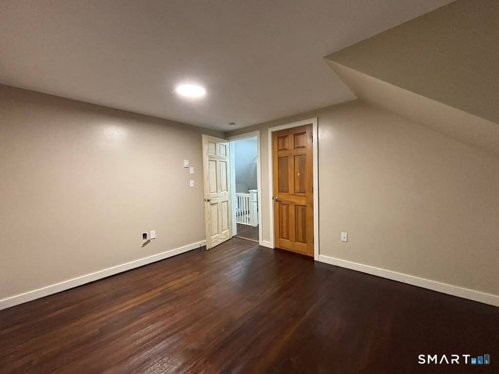 5 Seminary Rd - Photo 4 of 12
