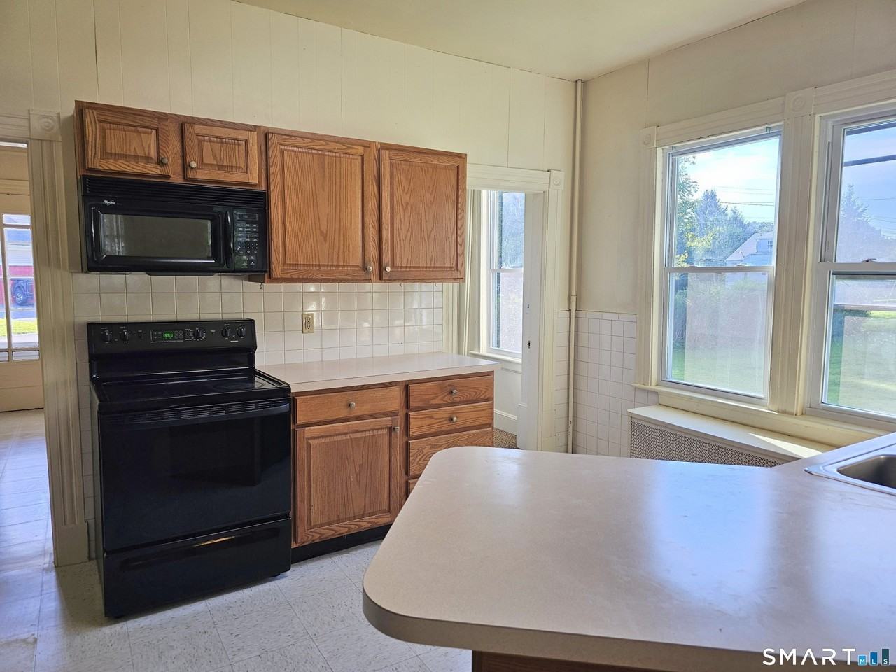 2 Tucker Ave - Photo 4 of 8
