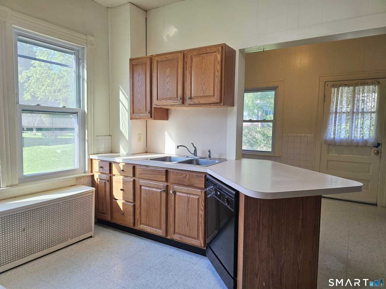 2 Tucker Ave - Photo 5 of 8