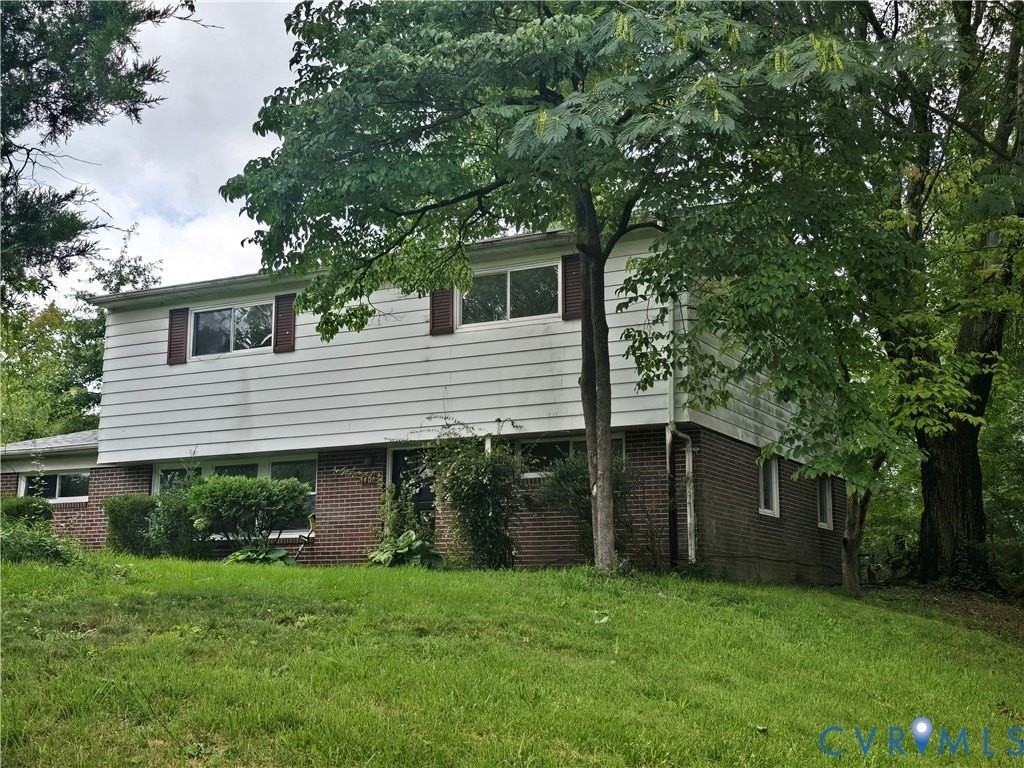 1402 Mormac Rd - Photo 3 of 20