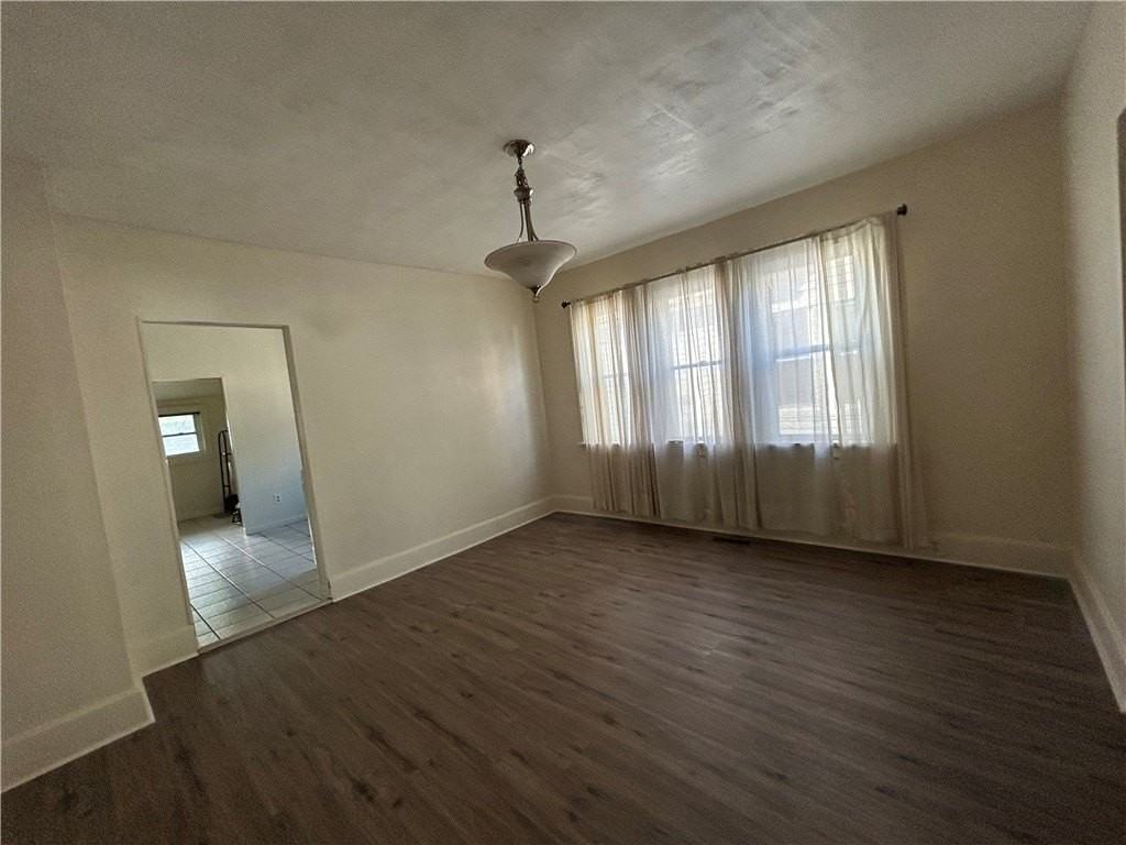 439 S G St - Photo 4 of 11