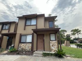 100 E Baywood Sq - Photo 1 of 1
