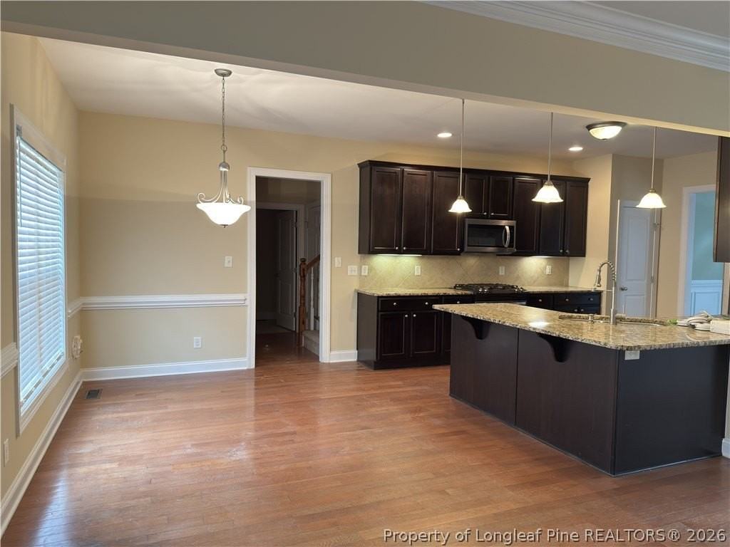 4015 Summerberry Dr - Photo 4 of 22