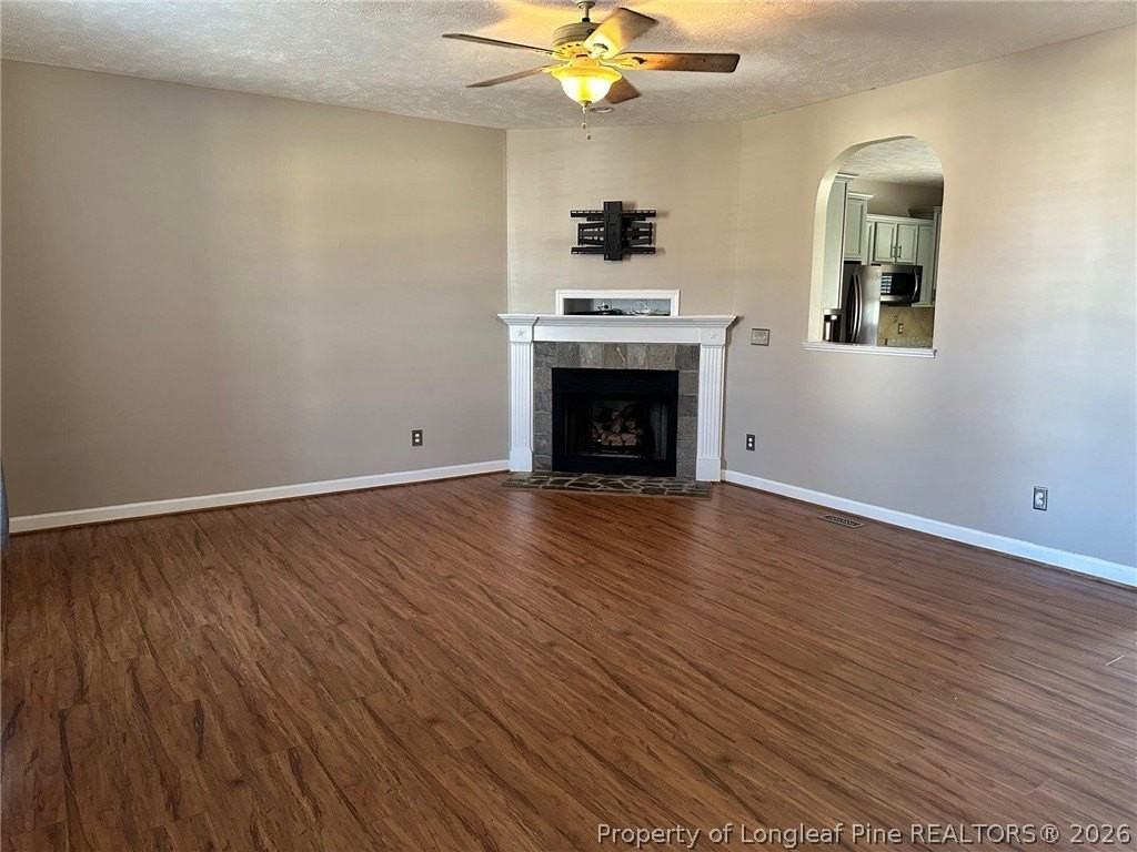 3912 Barclay Way - Photo 2 of 22