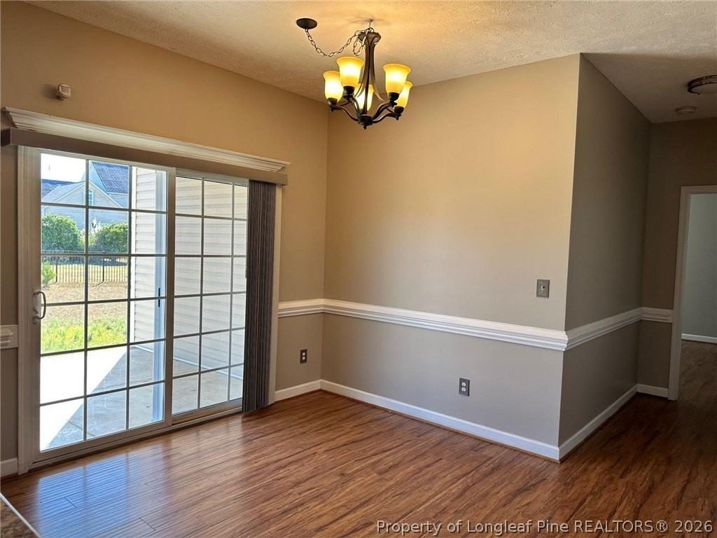 3912 Barclay Way - Photo 7 of 22