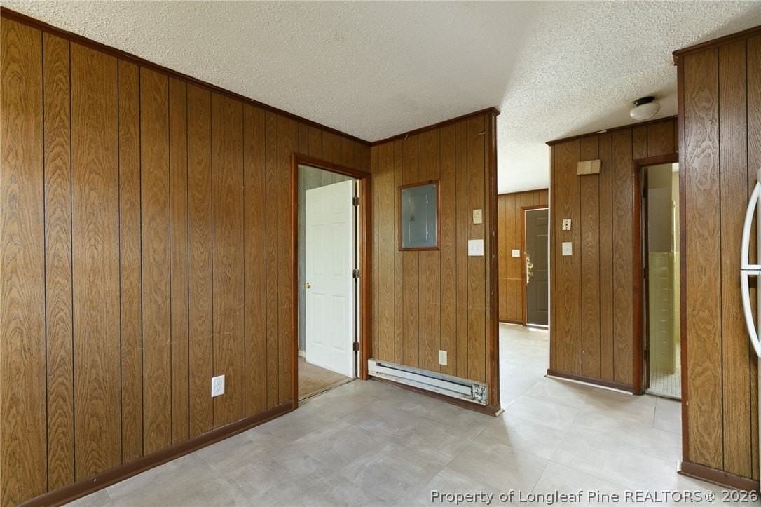 1045 Rulnick St #B - Photo 7 of 9