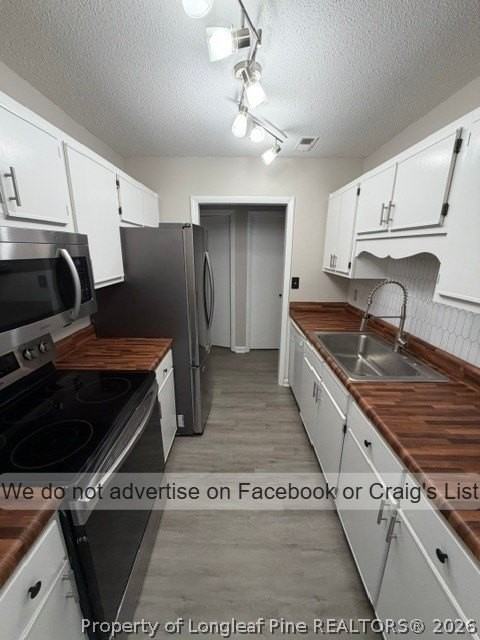 209 Eppingdale Dr - Photo 4 of 12