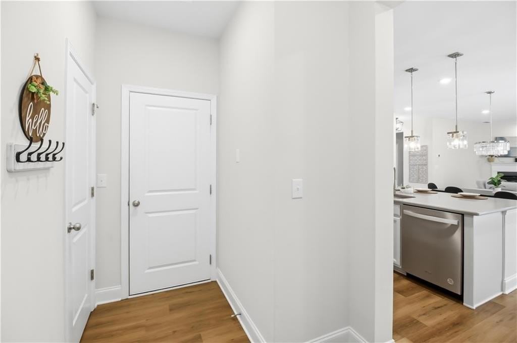 3479 Jasmine Way Sw - Photo 7 of 27