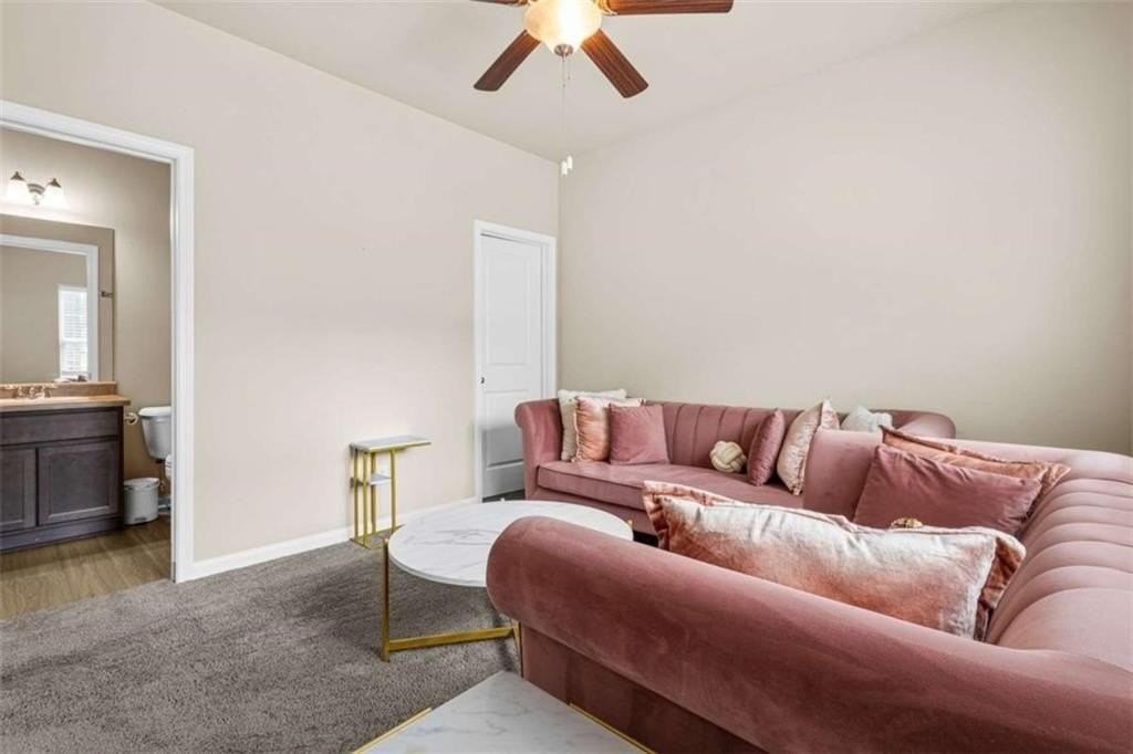 684 Armitage Way - Photo 5 of 33