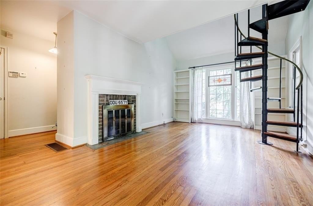 1148 Forrest Blvd - Photo 5 of 35