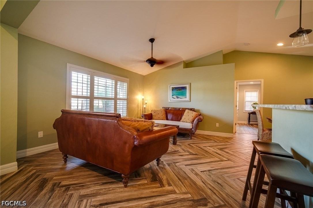 8831 Banyan Cove Cir - Photo 4 of 39