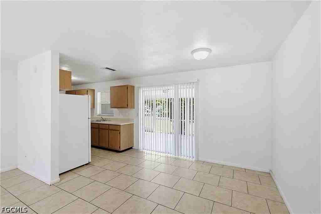 4913 Viceroy St #A - Photo 5 of 18