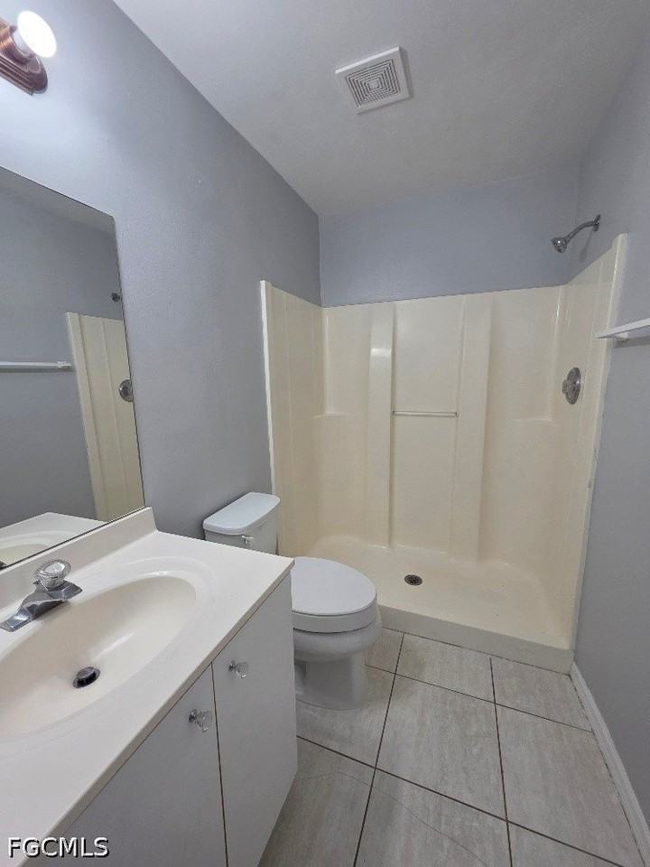 4836 Golfview Blvd - Photo 3 of 13
