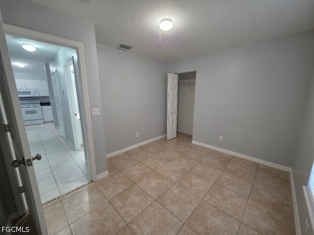 4836 Golfview Blvd - Photo 4 of 13