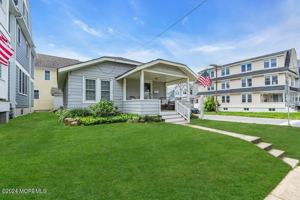 featured image of 123 16th Ave