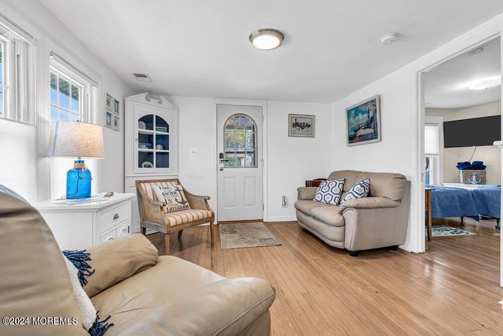 123 16th Ave - Photo 6 of 30